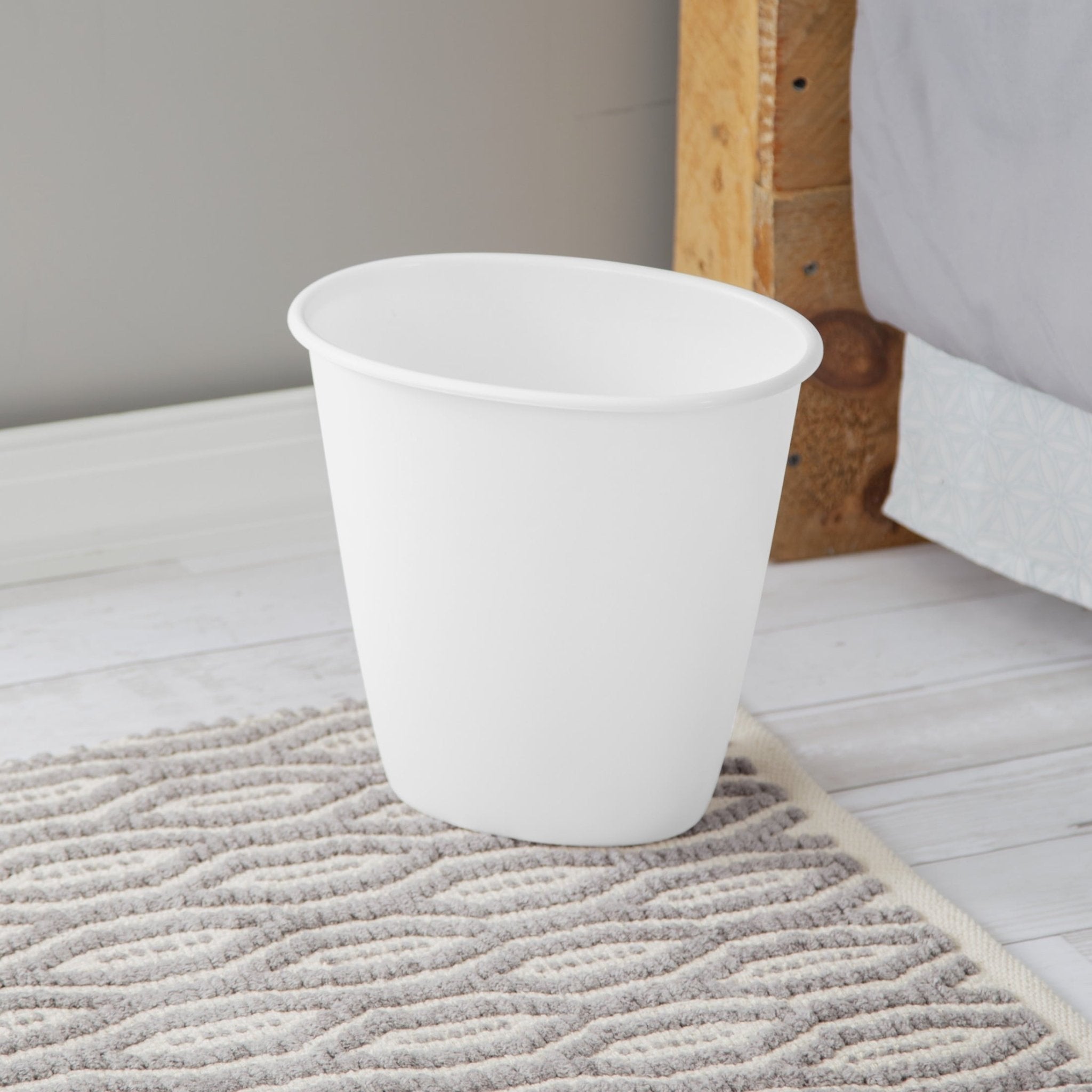 Small Bathroom Wastebasket | Tabularaaza